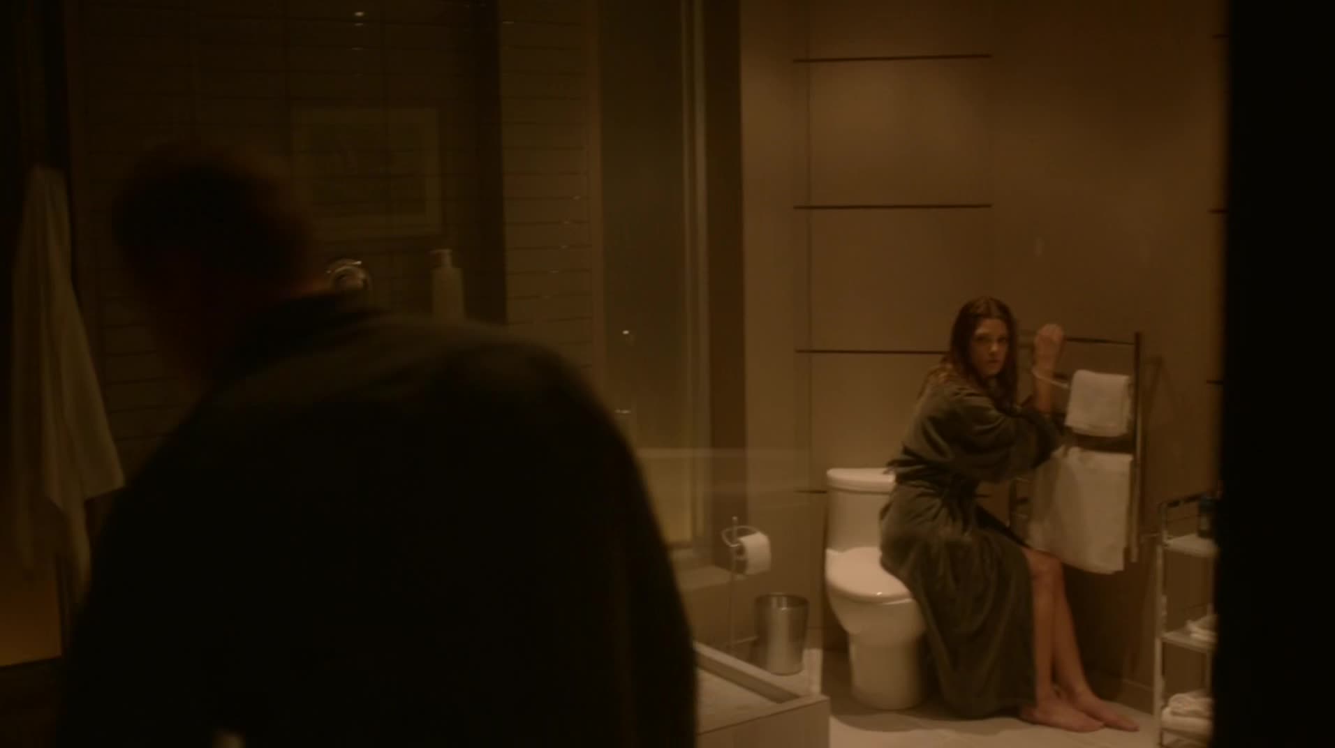 Ashley-Greene-dot-NL_Rouge3x1300191.jpg