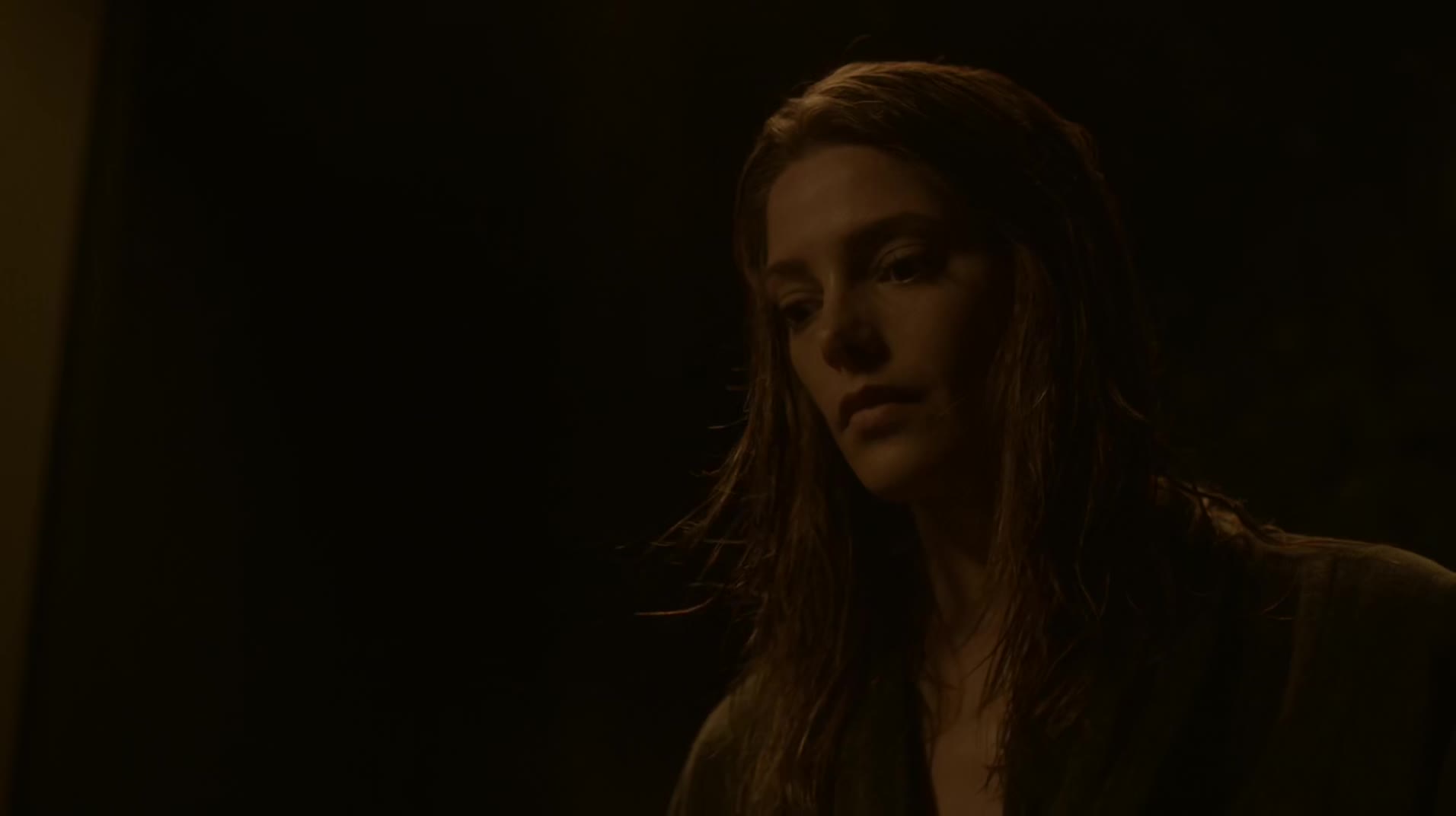 Ashley-Greene-dot-NL_Rouge3x1300234.jpg