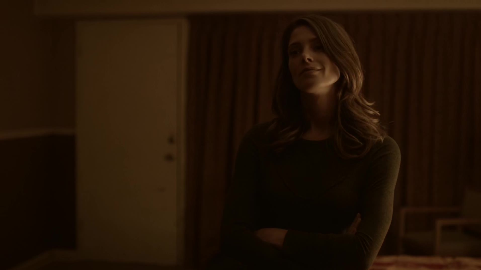 Ashley-Greene-dot-NL_Rouge3x1300291.jpg