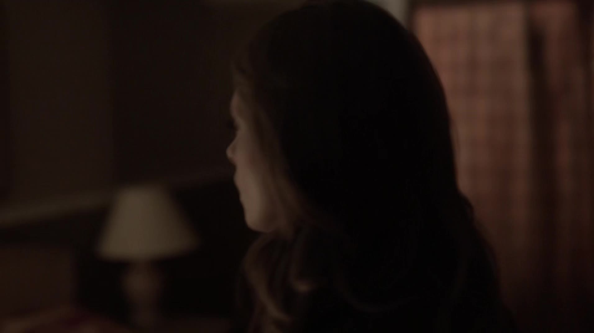 Ashley-Greene-dot-NL_Rouge3x1300332.jpg
