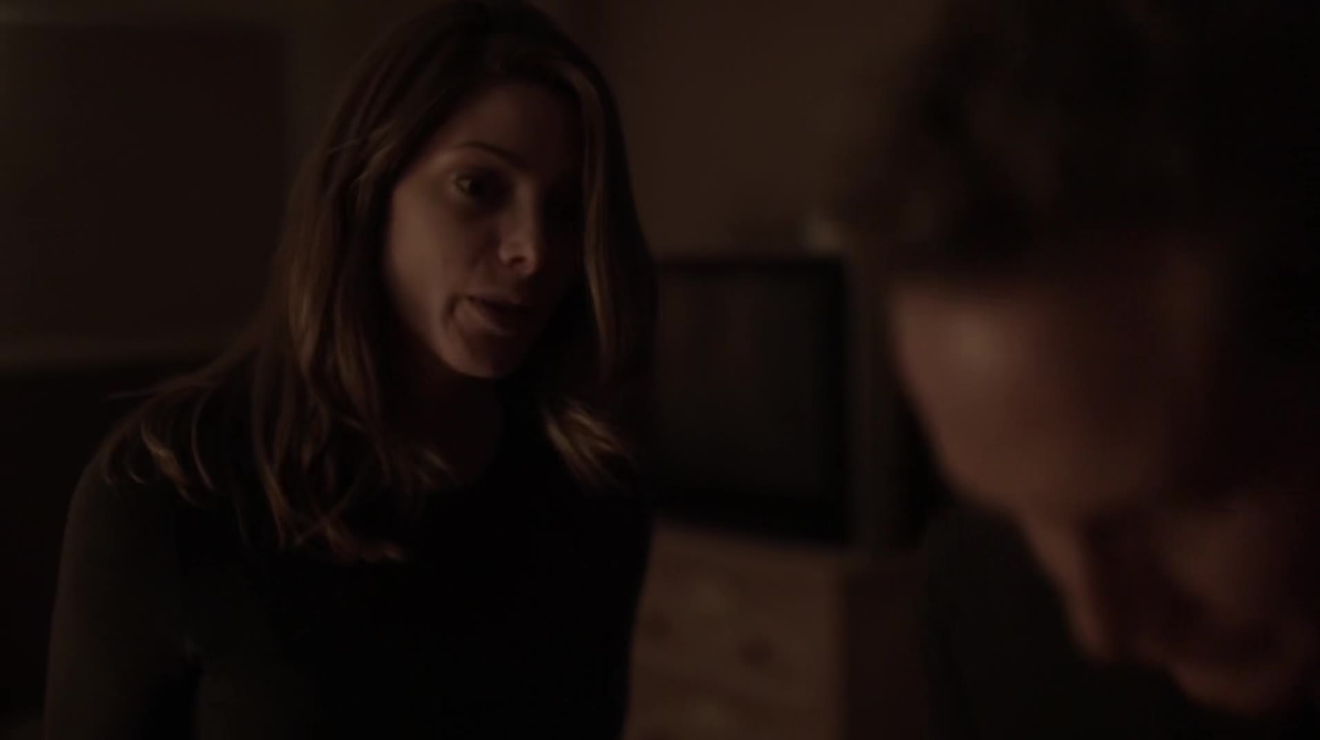 Ashley-Greene-dot-NL_Rouge3x1300361.jpg