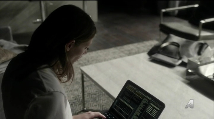 Ashley-Greene-dot_nl-Rogue3x14-0986.jpg