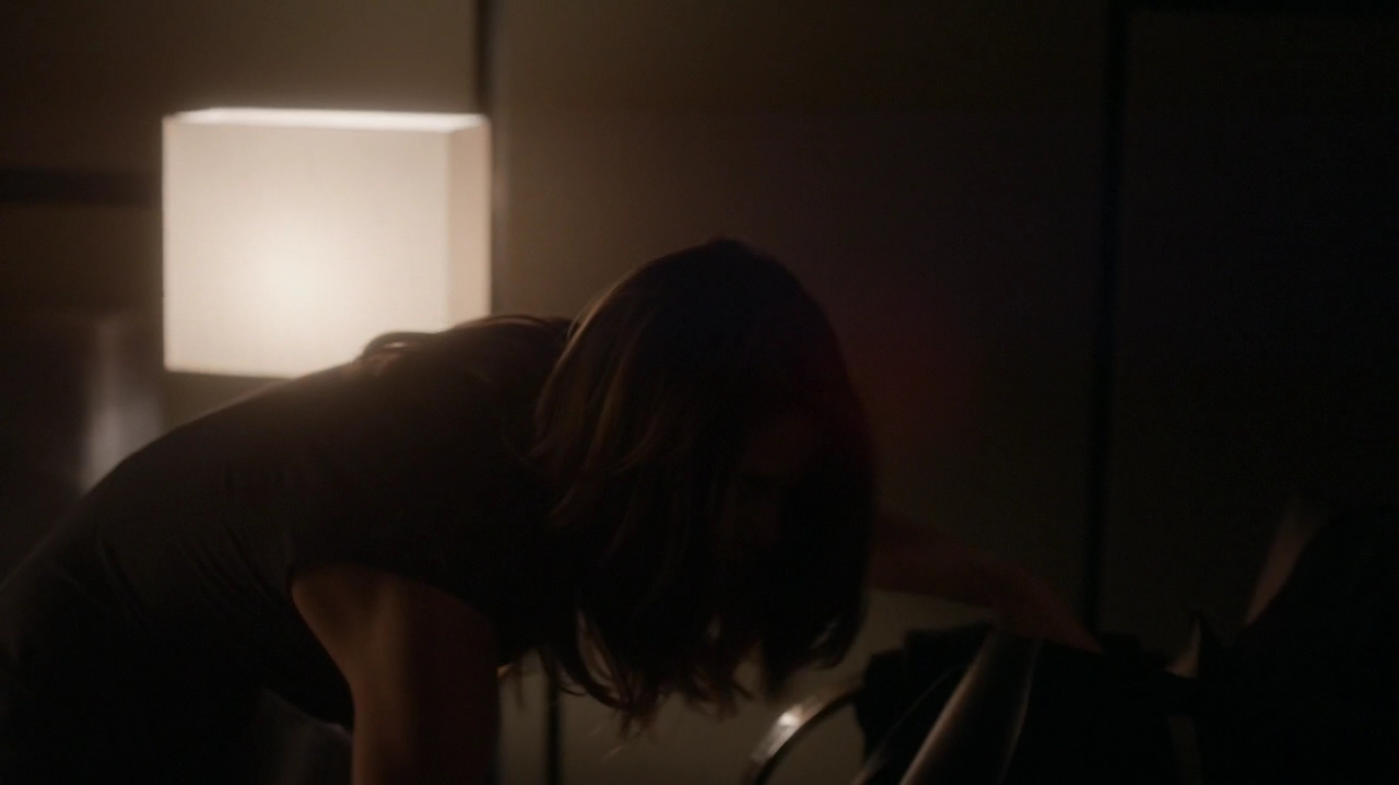 Ashley-Greene-dot-NL_Rogue3x15-0843.jpg