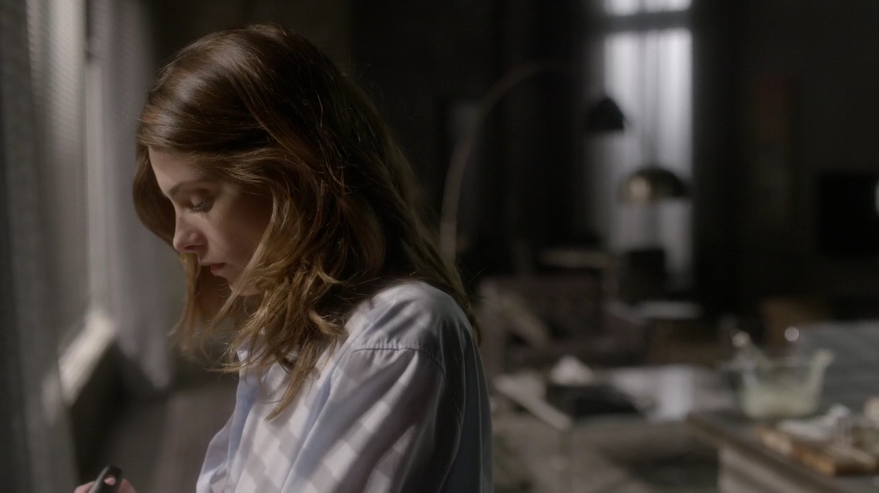 Ashley-Greene-dot-NL_Rogue3x15-1055.jpg