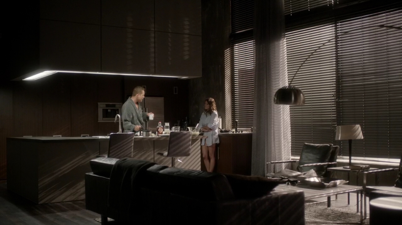 Ashley-Greene-dot-NL_Rogue3x15-1112.jpg