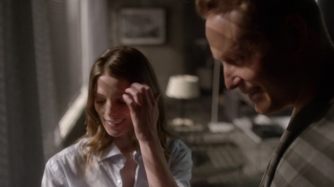Ashley-Greene-dot-NL_Rogue3x15-1132.jpg