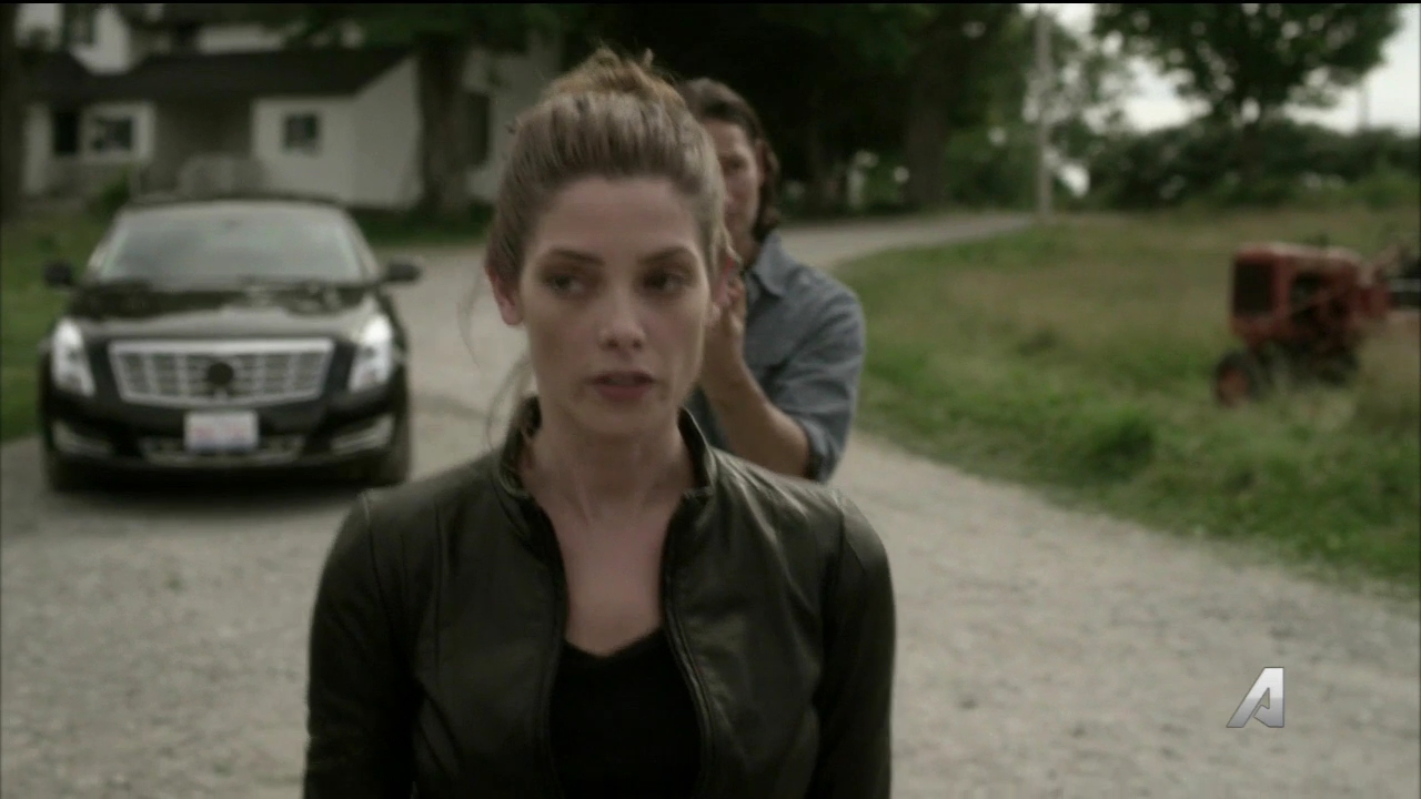 Ashley-Greene-dot_nl-Rouge3x16-2784.jpg