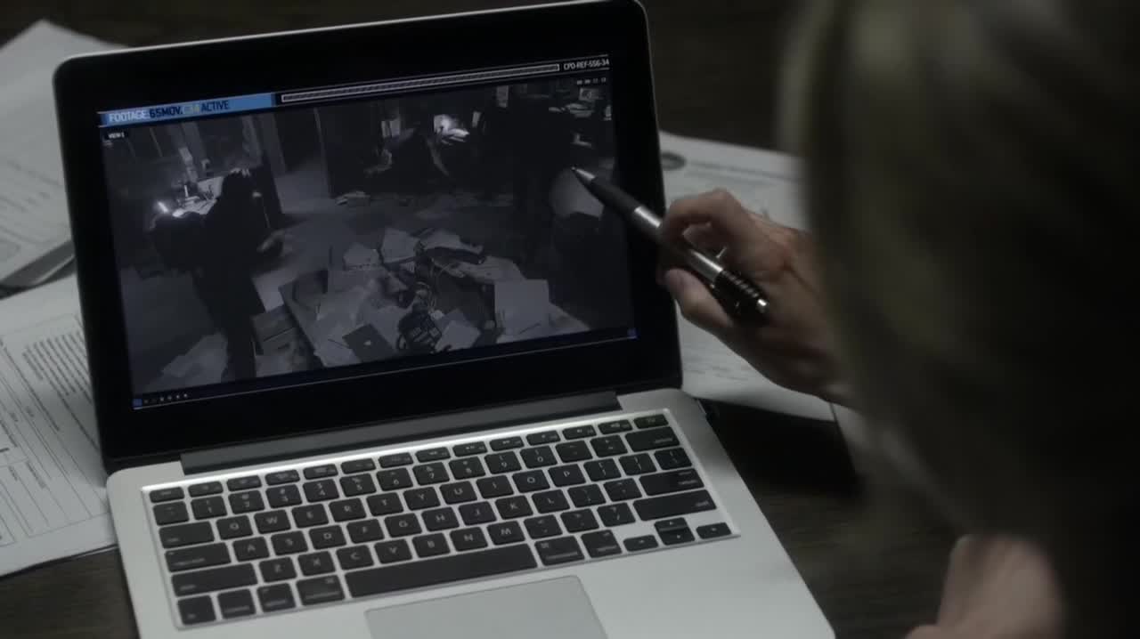 Ashley-Greene-dot-NL-Rouge3x18-00002.jpg Ashley-Greene-dot-NL-Rouge3x18-00002.jpg