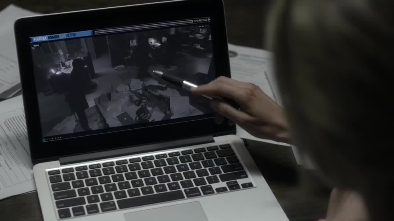 Ashley-Greene-dot-NL-Rouge3x18-00003.jpg Ashley-Greene-dot-NL-Rouge3x18-00003.jpg