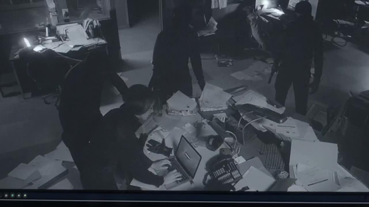 Ashley-Greene-dot-NL-Rouge3x18-00020.jpg Ashley-Greene-dot-NL-Rouge3x18-00020.jpg