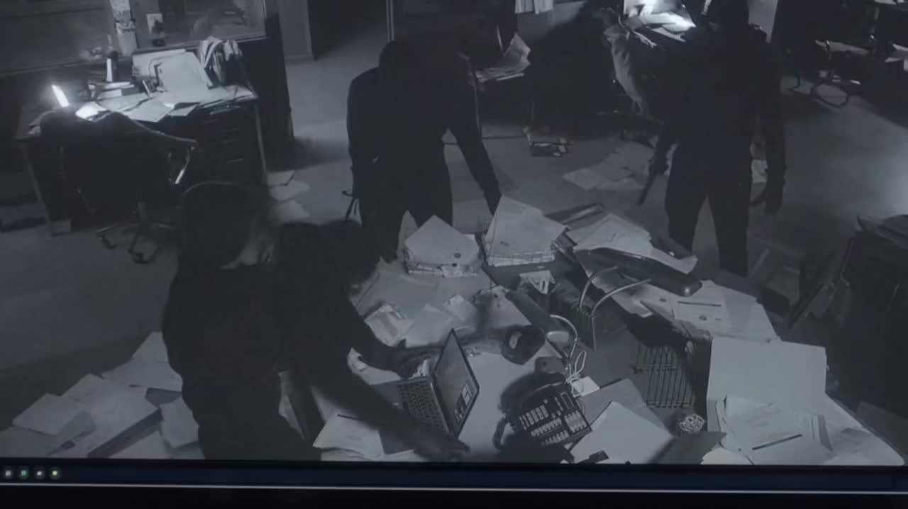 Ashley-Greene-dot-NL-Rouge3x18-00024.jpg Ashley-Greene-dot-NL-Rouge3x18-00024.jpg