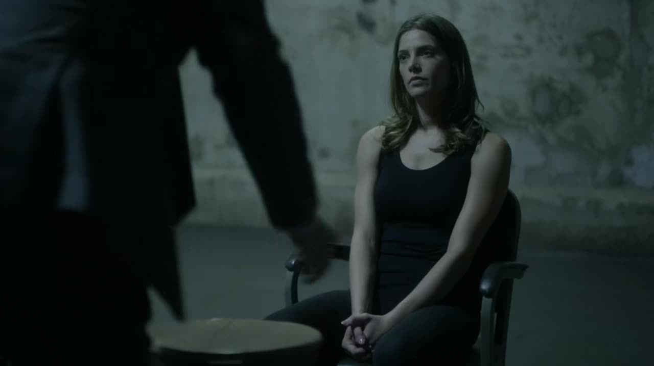 Ashley-Greene-dot-NL-Rouge3x18-00058.jpg Ashley-Greene-dot-NL-Rouge3x18-00058.jpg