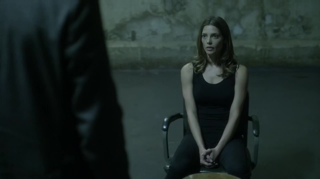 Ashley-Greene-dot-NL-Rouge3x18-00064.jpg Ashley-Greene-dot-NL-Rouge3x18-00064.jpg