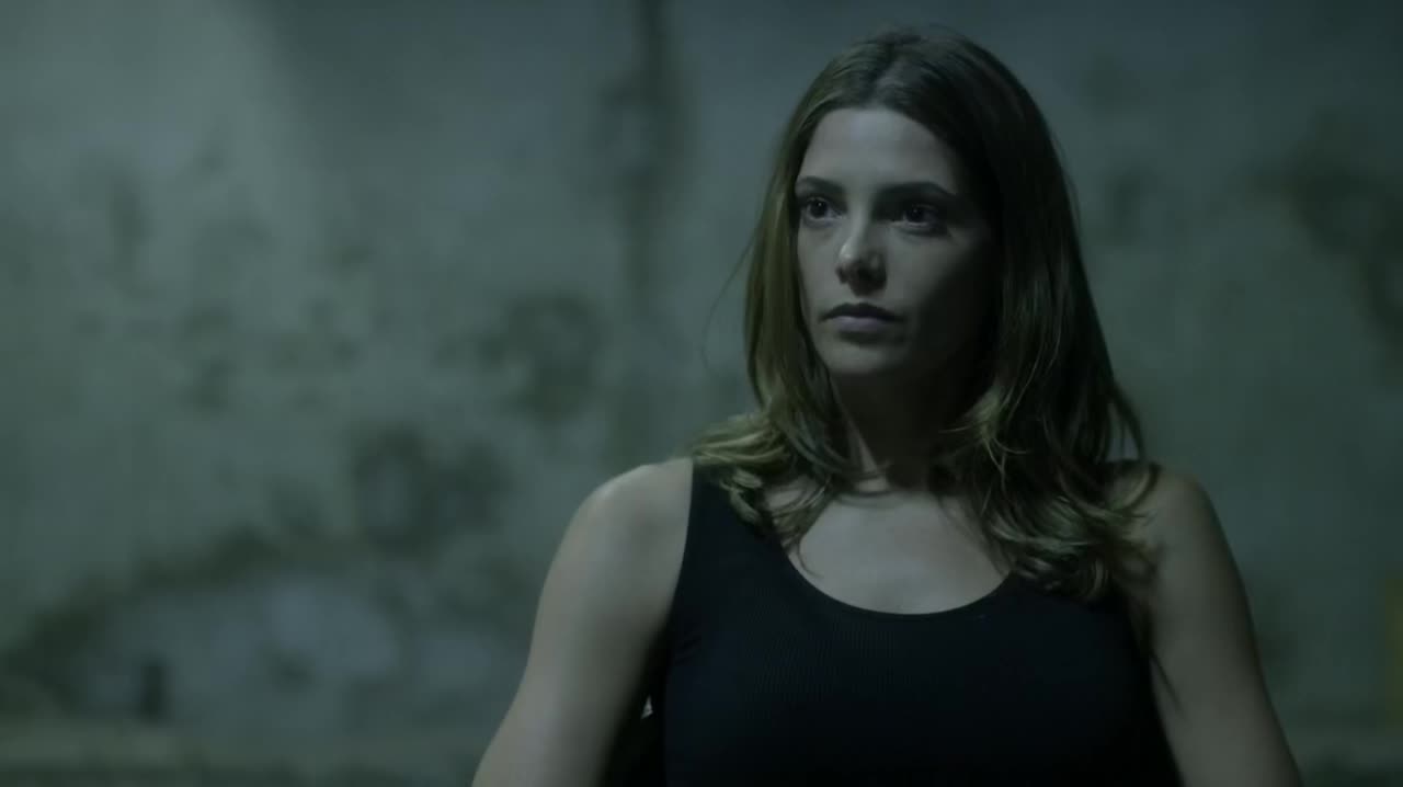 Ashley-Greene-dot-NL-Rouge3x18-00097.jpg Ashley-Greene-dot-NL-Rouge3x18-00097.jpg