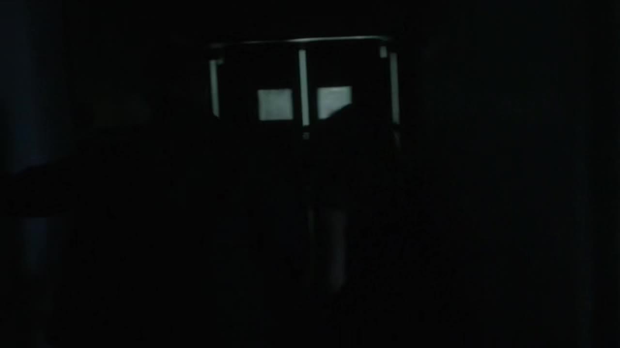 Ashley-Greene-dot-NL-Rouge3x18-00135.jpg