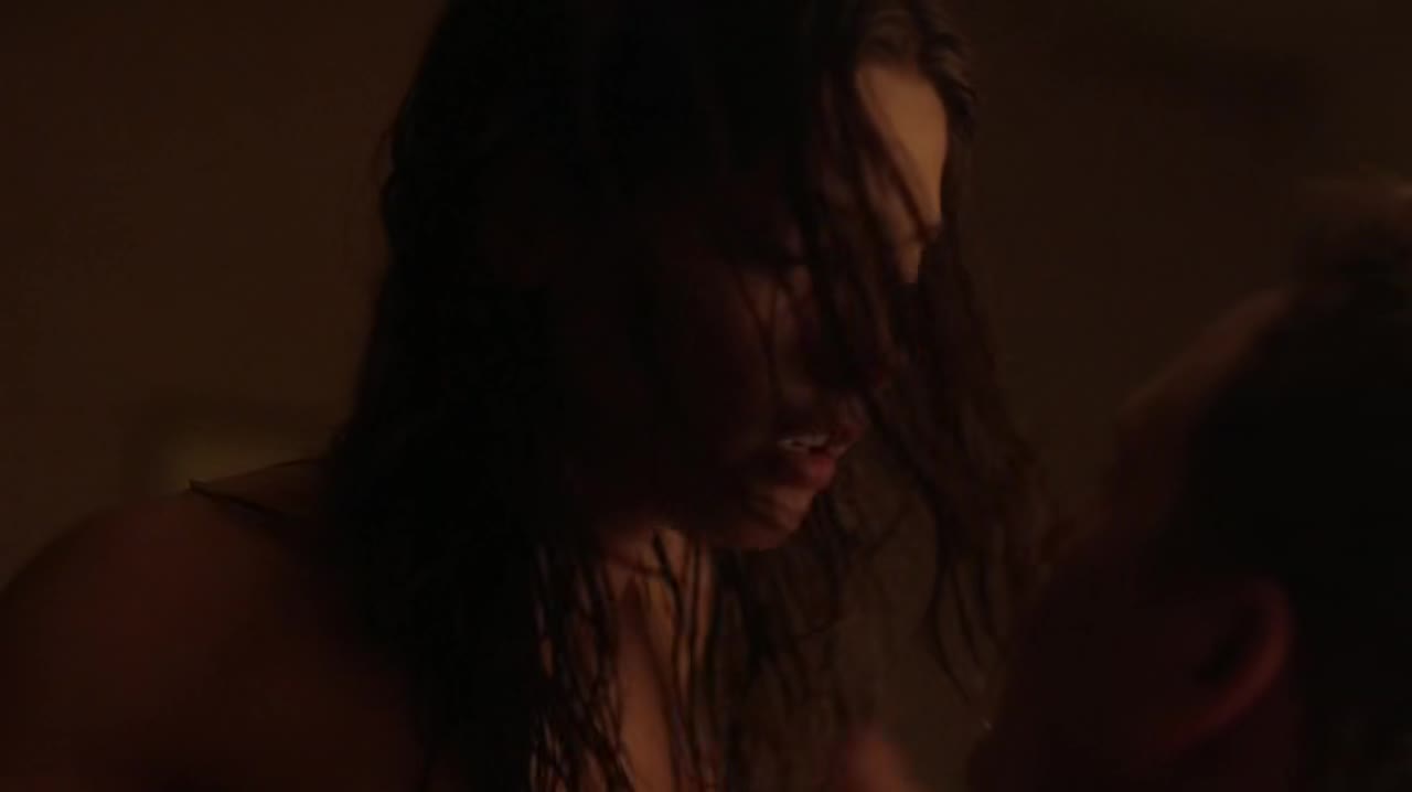 Ashley-Greene-dot-NL-Rouge3x18-00268.jpg Ashley-Greene-dot-NL-Rouge3x18-00268.jpg