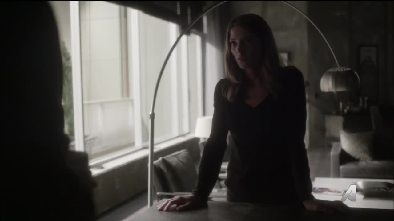 Ashley-Greene-dot-NL-Rouge3x19-00016.jpg
