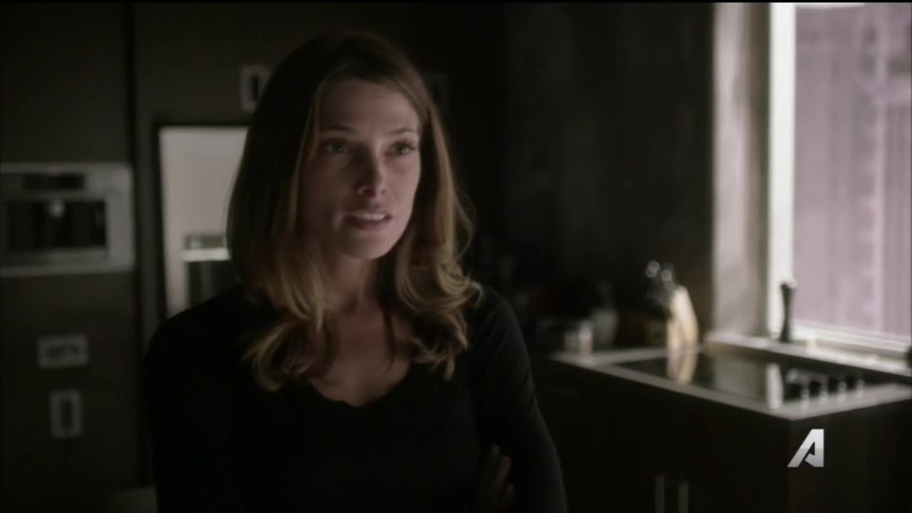 Ashley-Greene-dot-NL-Rouge3x19-00022.jpg