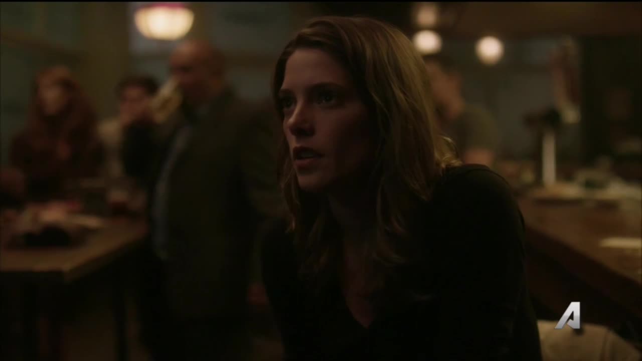 Ashley-Greene-dot-NL-Rouge3x19-00197.jpg