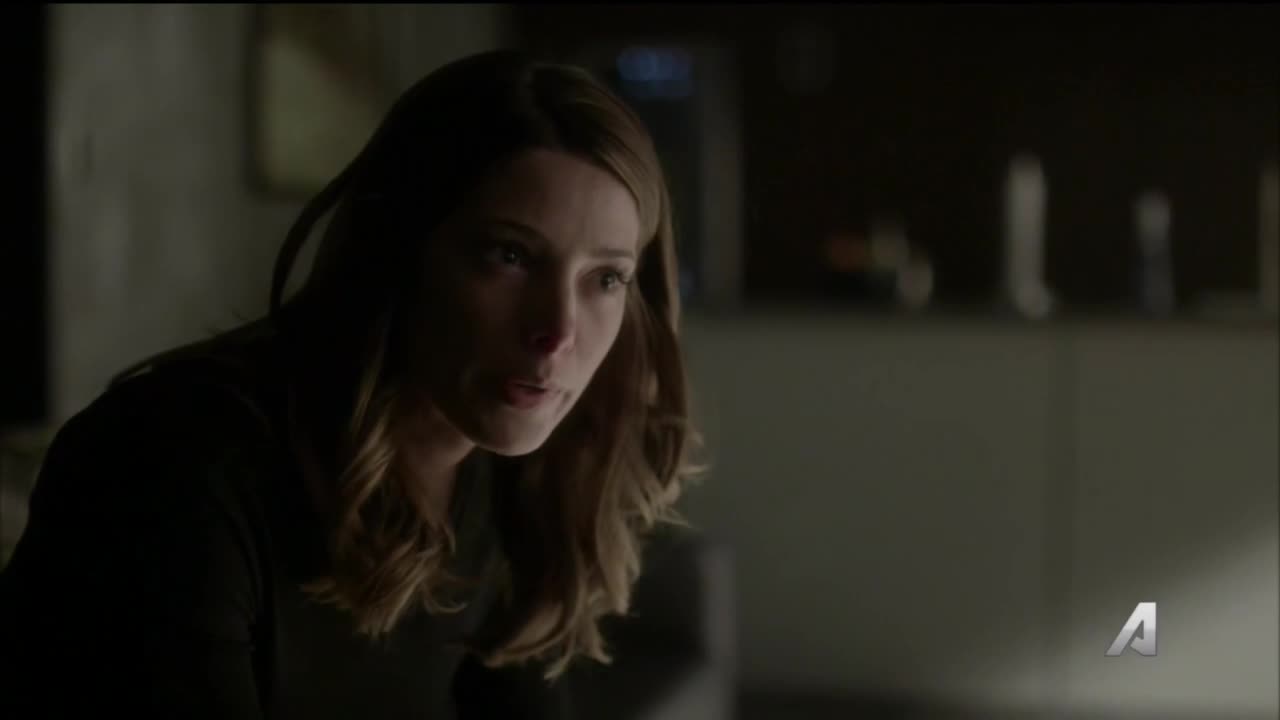 Ashley-Greene-dot-NL-Rouge3x20-00067.jpg