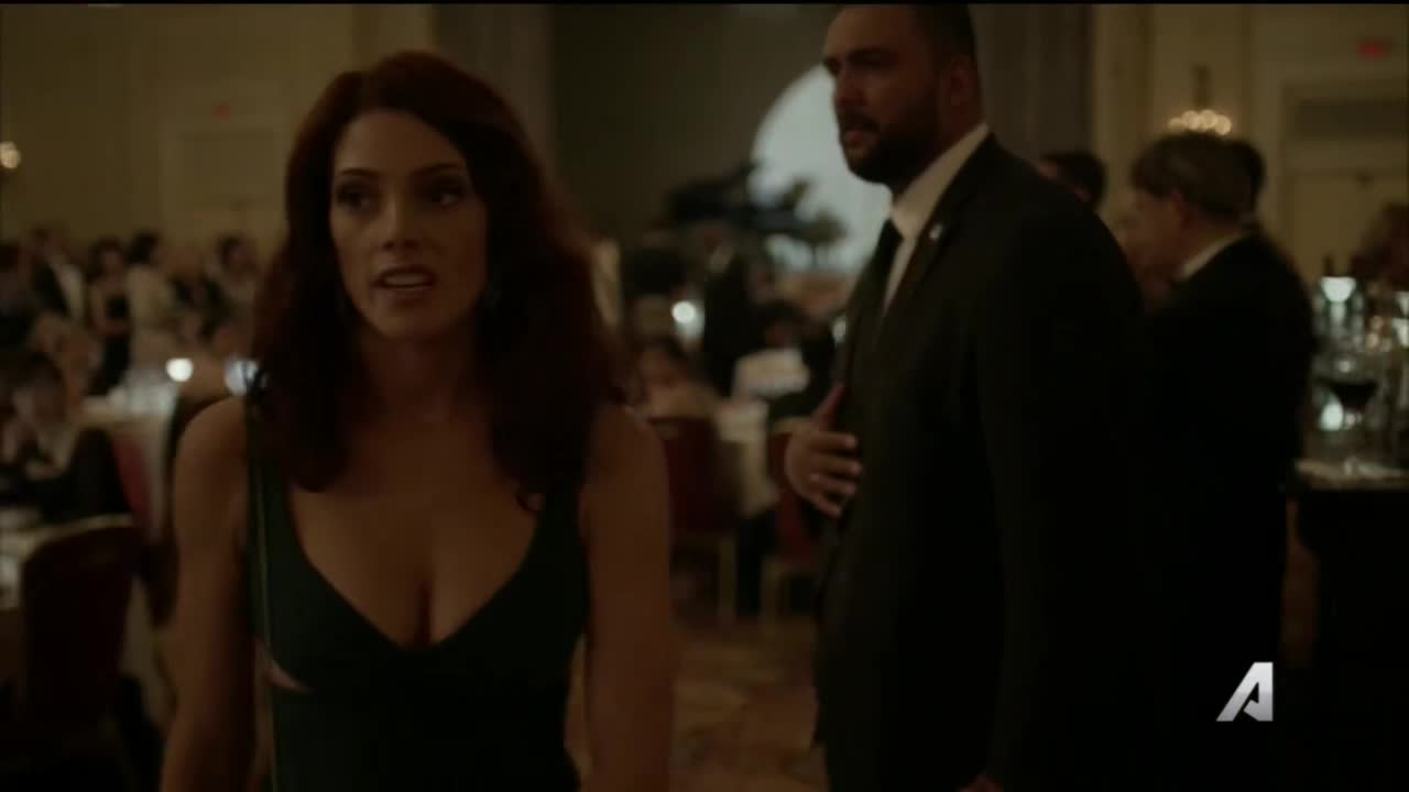 Ashley-Greene-dot-NL-Rouge3x20-00653.jpg
