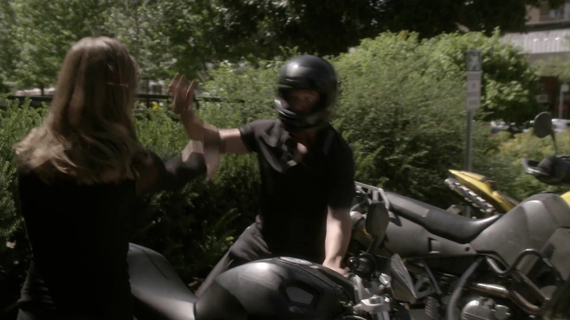 Ashley-Greene_dot_nl-RougeSeason3B-BehindTheScenesPremise0145.jpg