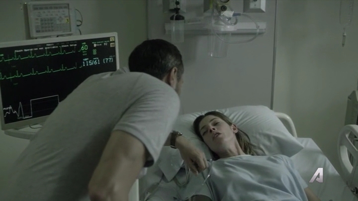 Ashley-Greene-dot-nl_Rouge4x01MariaFullofGrace0653.jpg