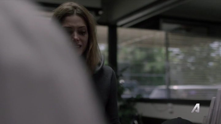 Ashley-Greene-dot-nl_Rogue4x02HowtheLightGetsIn-0131.jpg Ashley-Greene-dot-nl_Rogue4x02HowtheLightGetsIn-0131.jpg