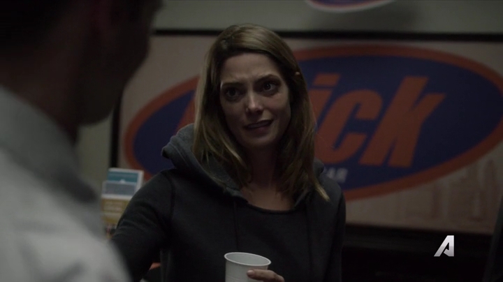 Ashley-Greene-dot-nl_Rogue4x02HowtheLightGetsIn-0137.jpg Ashley-Greene-dot-nl_Rogue4x02HowtheLightGetsIn-0137.jpg