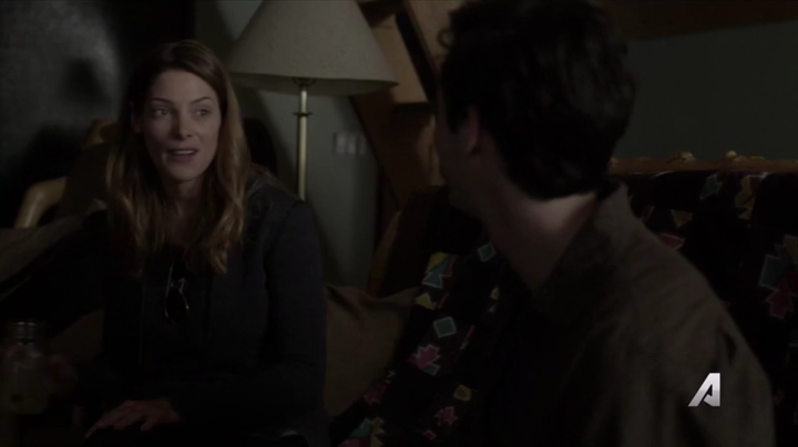 Ashley-Greene-dot-nl_Rogue4x02HowtheLightGetsIn-0265.jpg