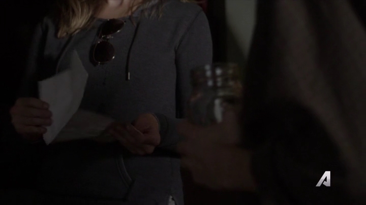 Ashley-Greene-dot-nl_Rogue4x02HowtheLightGetsIn-0276.jpg