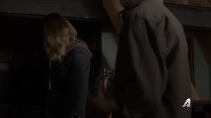 Ashley-Greene-dot-nl_Rogue4x02HowtheLightGetsIn-0280.jpg