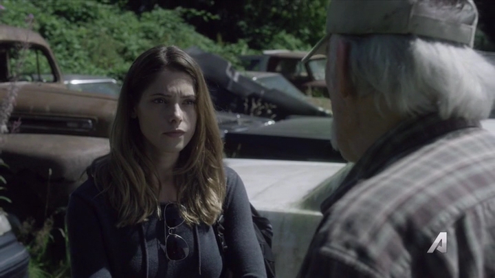 Ashley-Greene-dot-nl_Rogue4x02HowtheLightGetsIn-0336.jpg Ashley-Greene-dot-nl_Rogue4x02HowtheLightGetsIn-0336.jpg