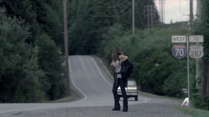 Ashley-Greene-dot-nl_Rogue4x02HowtheLightGetsIn-0358.jpg Ashley-Greene-dot-nl_Rogue4x02HowtheLightGetsIn-0358.jpg