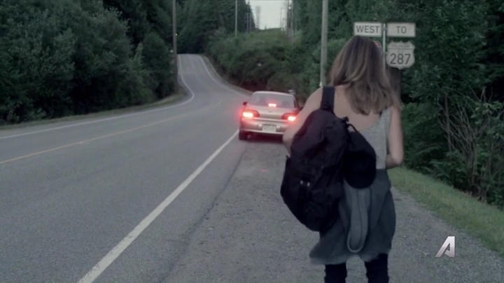 Ashley-Greene-dot-nl_Rogue4x02HowtheLightGetsIn-0373.jpg