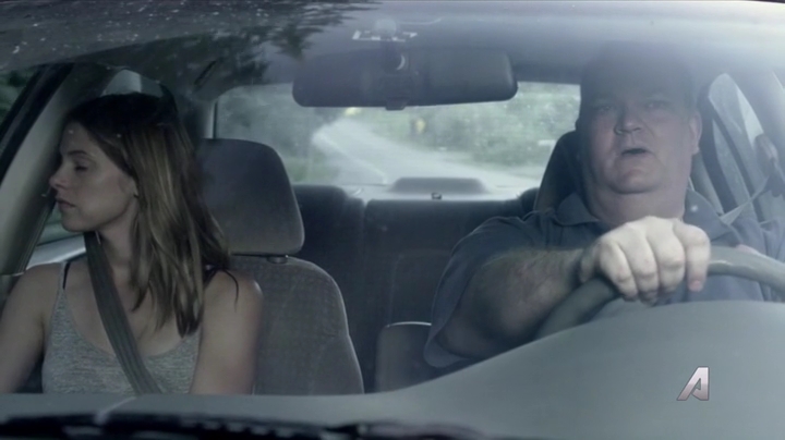 Ashley-Greene-dot-nl_Rogue4x02HowtheLightGetsIn-0385.jpg