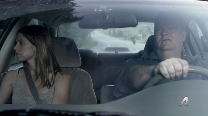 Ashley-Greene-dot-nl_Rogue4x02HowtheLightGetsIn-0387.jpg