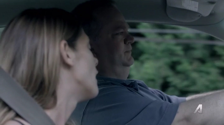 Ashley-Greene-dot-nl_Rogue4x02HowtheLightGetsIn-0396.jpg Ashley-Greene-dot-nl_Rogue4x02HowtheLightGetsIn-0396.jpg