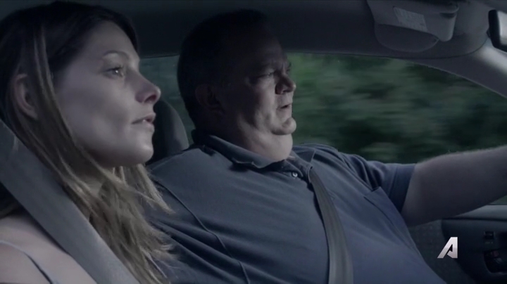 Ashley-Greene-dot-nl_Rogue4x02HowtheLightGetsIn-0434.jpg