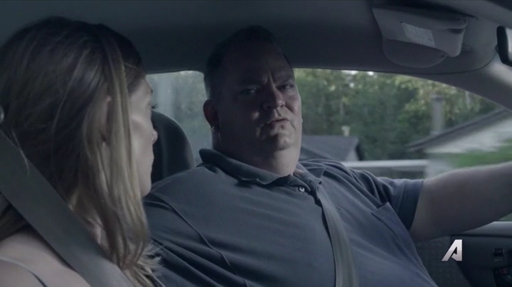 Ashley-Greene-dot-nl_Rogue4x02HowtheLightGetsIn-0442.jpg