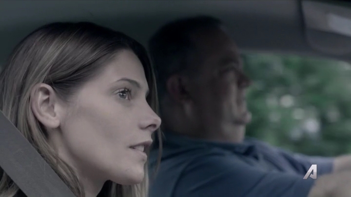 Ashley-Greene-dot-nl_Rogue4x02HowtheLightGetsIn-0452.jpg