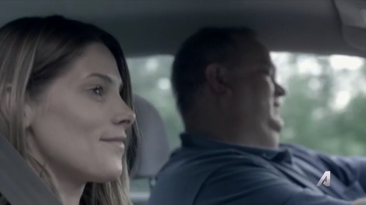 Ashley-Greene-dot-nl_Rogue4x02HowtheLightGetsIn-0459.jpg