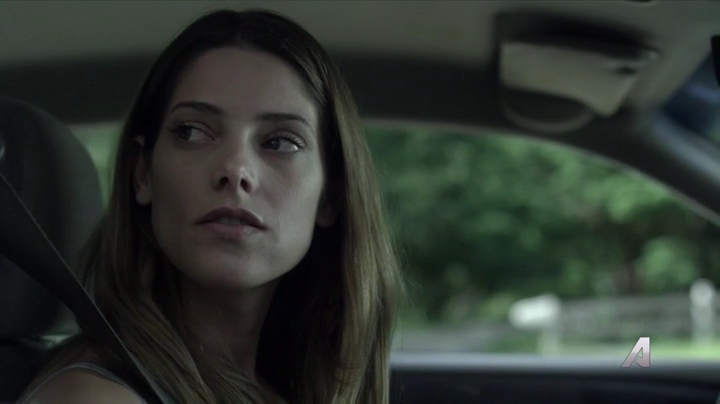 Ashley-Greene-dot-nl_Rogue4x02HowtheLightGetsIn-0481.jpg