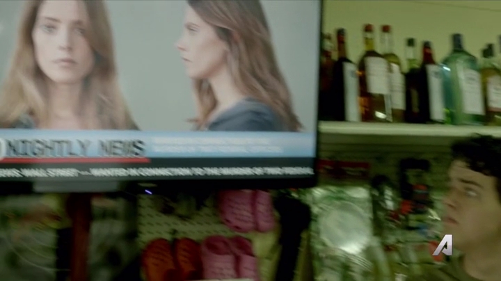 Ashley-Greene-dot-nl_Rogue4x02HowtheLightGetsIn-0487.jpg