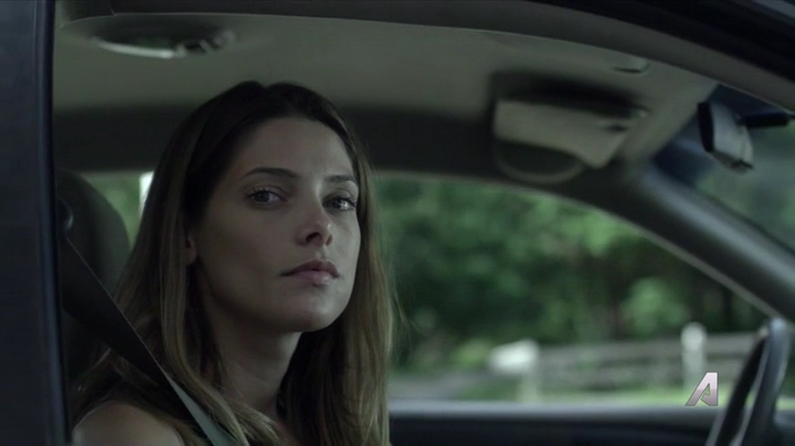 Ashley-Greene-dot-nl_Rogue4x02HowtheLightGetsIn-0490.jpg