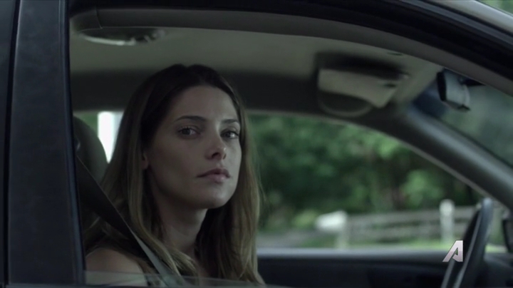 Ashley-Greene-dot-nl_Rogue4x02HowtheLightGetsIn-0491.jpg