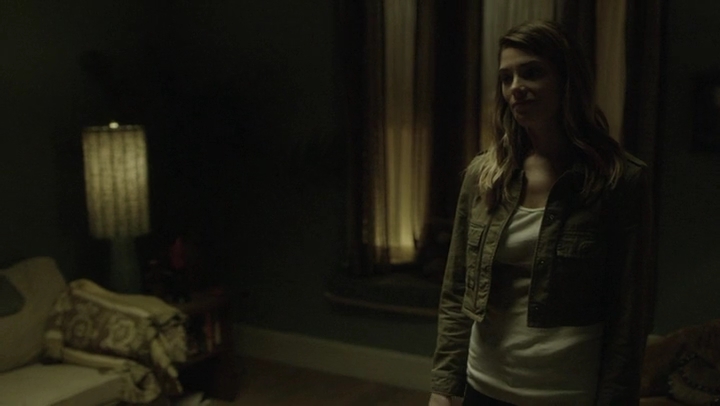 Ashley-Greene-dot-nl_Rogue-4x03LostHope0226.jpg