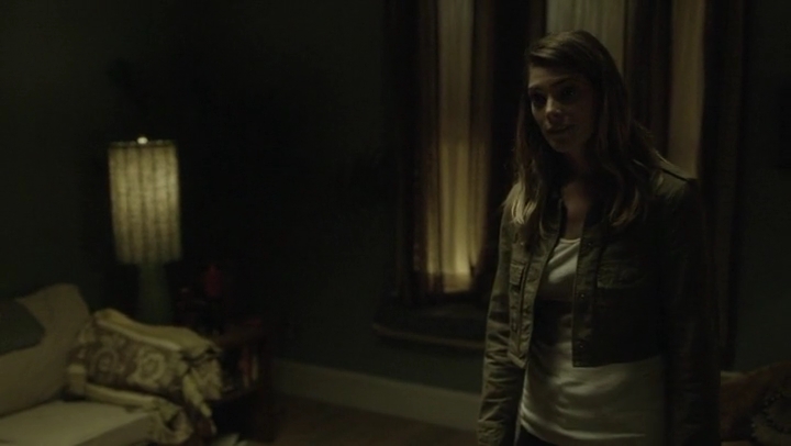 Ashley-Greene-dot-nl_Rogue-4x03LostHope0228.jpg