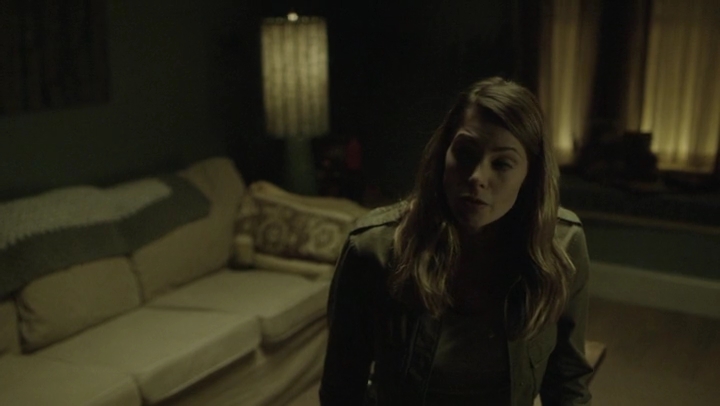 Ashley-Greene-dot-nl_Rogue-4x03LostHope0241.jpg