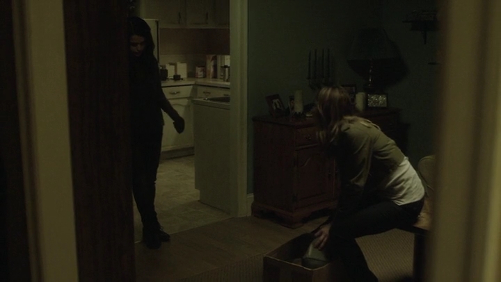 Ashley-Greene-dot-nl_Rogue-4x03LostHope0250.jpg